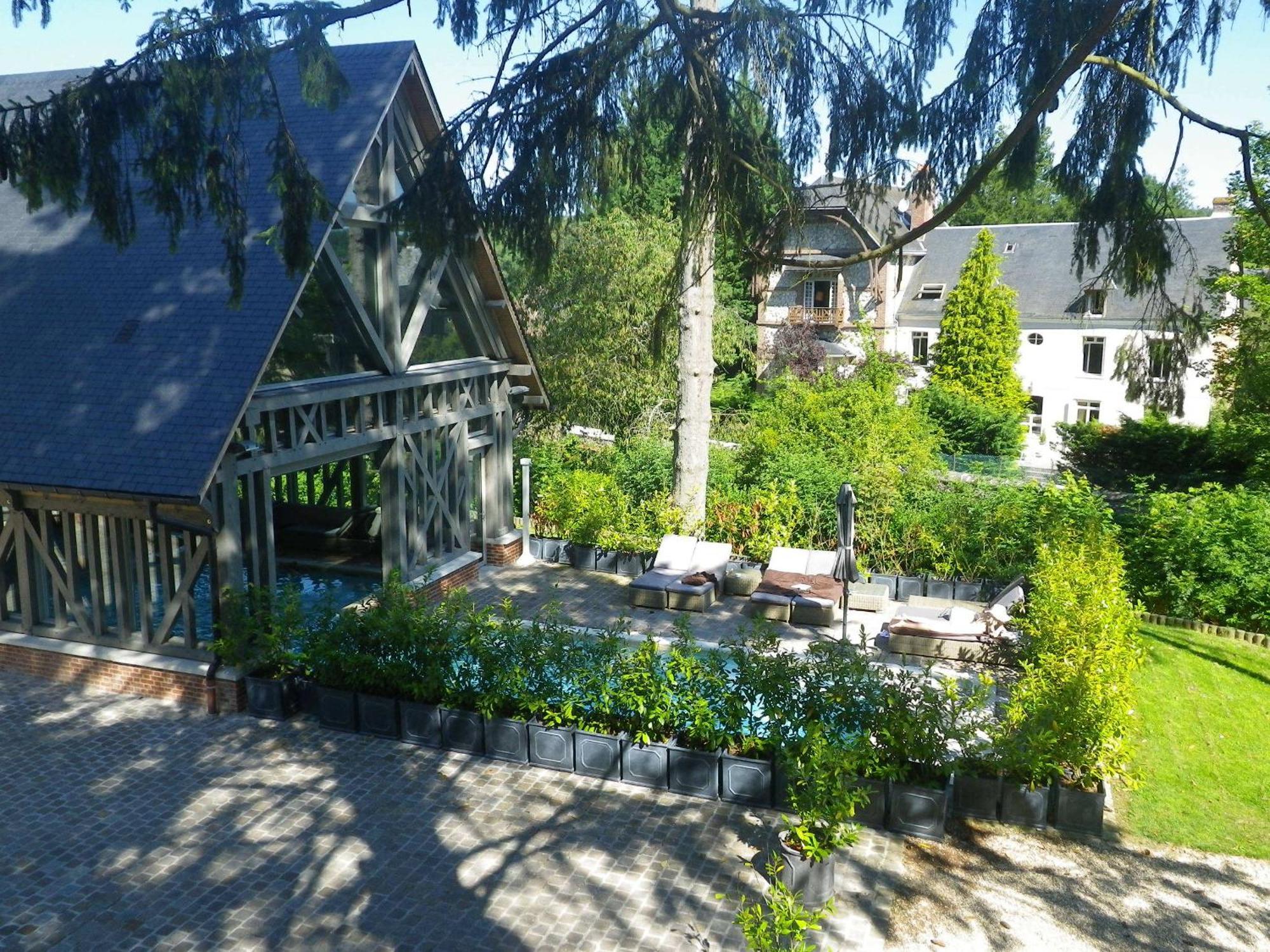 Hotel La Licorne & Spa Lyons-la-Forêt Εξωτερικό φωτογραφία